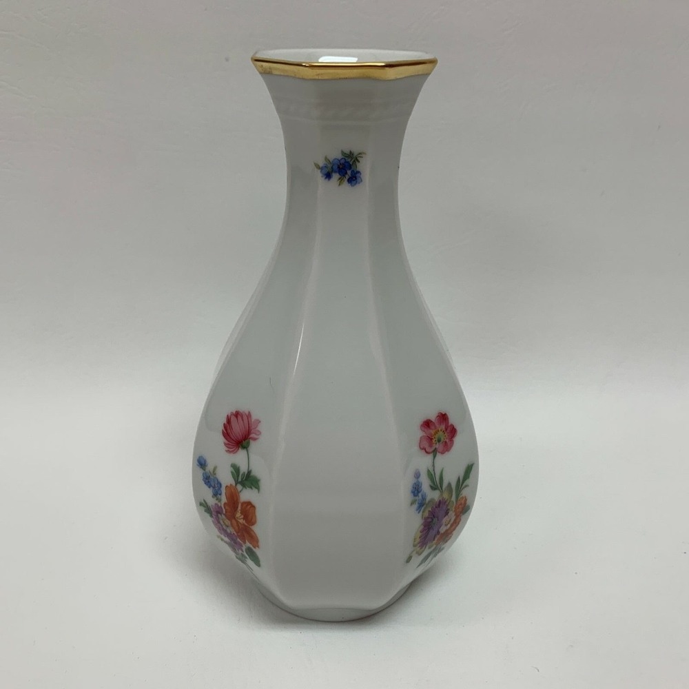 Bavaria Schirnding Vase White with Flowers Floral Gold Trim 8 3/4" Tall Panels
